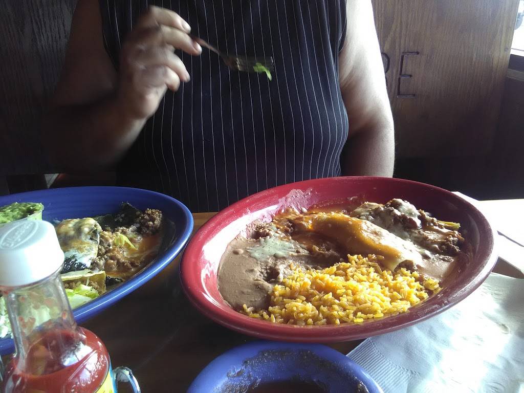 El Potrero | restaurant | 8284 N Saginaw Rd, Mt Morris, MI 48458, USA | 8106861226 OR +1 810-686-1226