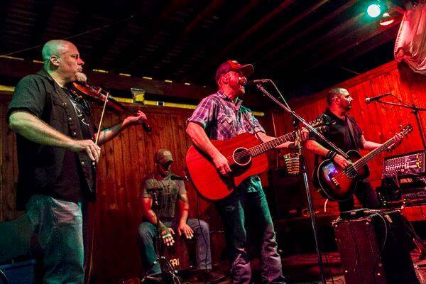 The IVY Tavern | restaurant | 5334 Lemmon Ave, Dallas, TX 75209, USA | 2145594424 OR +1 214-559-4424