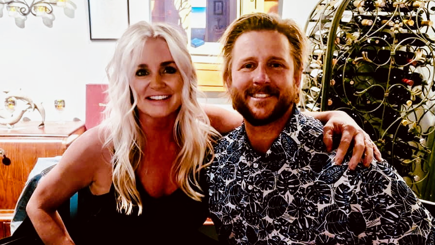 Flambe After Dark | restaurant | 5 Racetrack Rd NW, Fort Walton Beach, FL 32547, USA | 8502268595 OR +1 850-226-8595