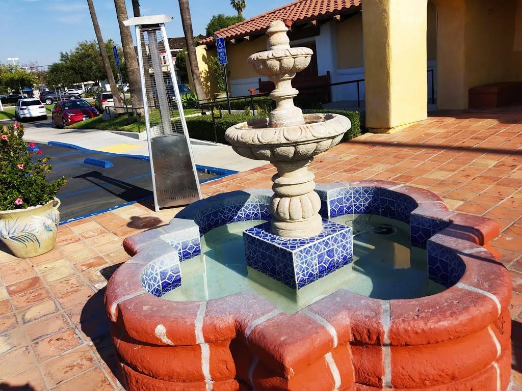 El Torito | restaurant | 17420 17th St, Tustin, CA 92780, USA | 7148386630 OR +1 714-838-6630