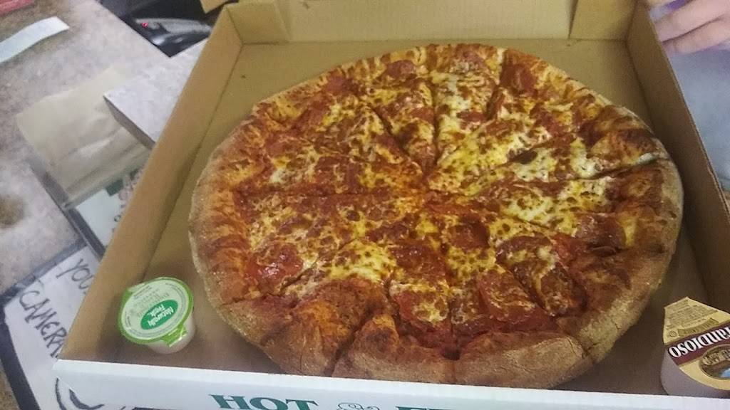 Assantes Pizza | restaurant | 1845 W Broad St, Richmond, VA 23220, USA | 8043537300 OR +1 804-353-7300