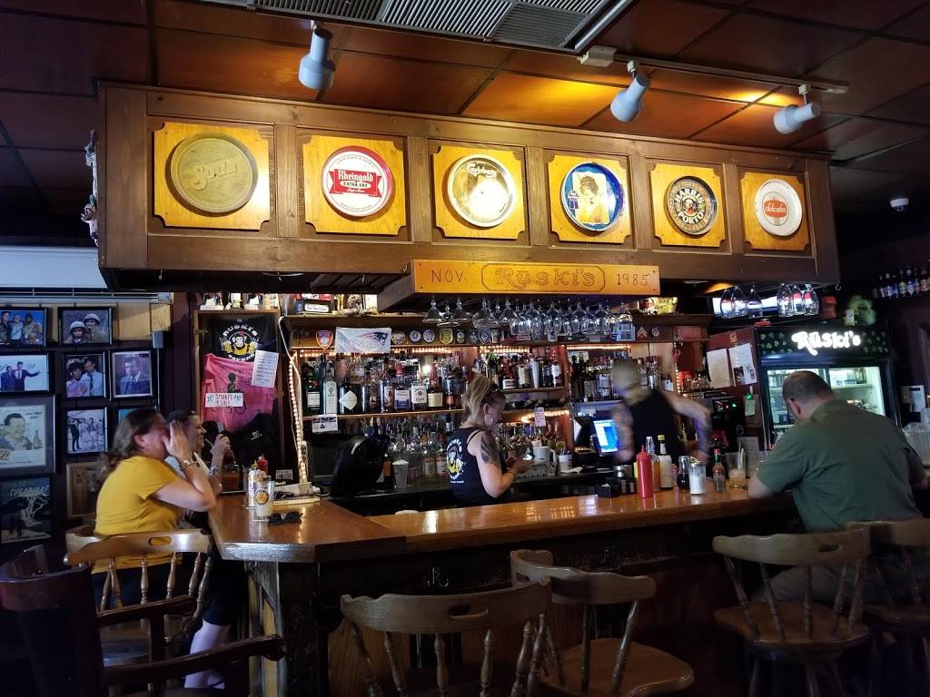 Ruskis | restaurant | 212 Danforth St, Portland, ME 04102, USA | 2077747604 OR +1 207-774-7604