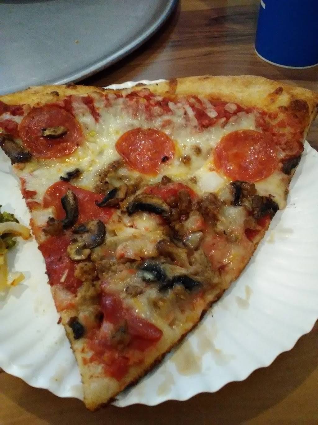 Stevos Pizza | restaurant | 1019 State St, Erie, PA 16501, USA | 8144542418 OR +1 814-454-2418