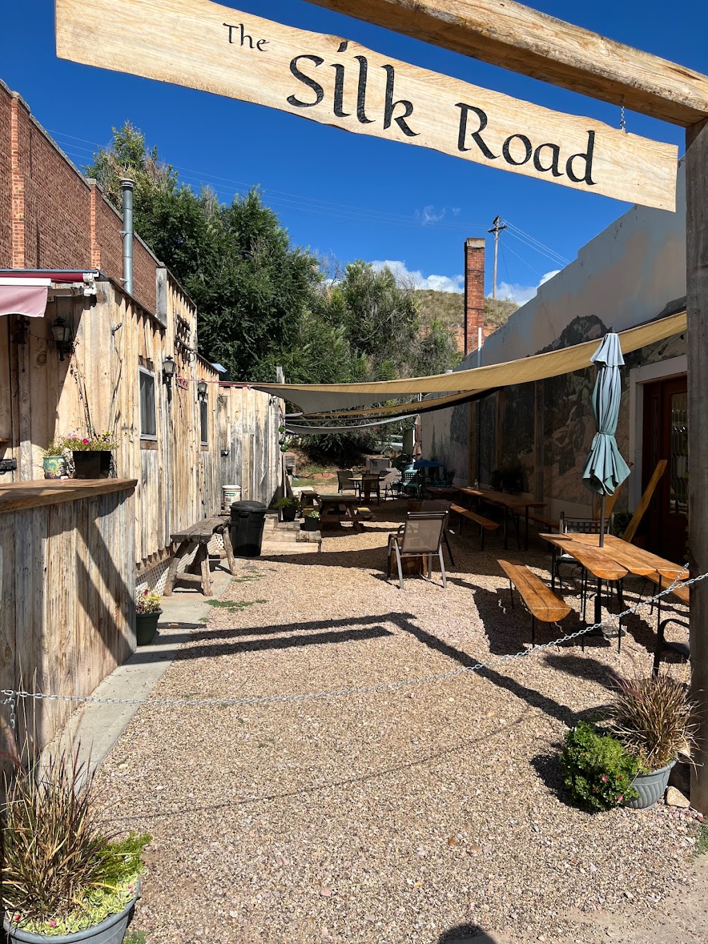 Silk Road Experience Restaurant | restaurant | 239 N River St, Hot Springs, SD 57747, USA | 5416660131 OR +1 541-666-0131