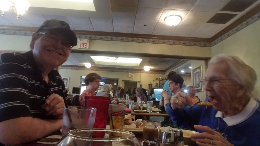 Schnipke Inn | restaurant | 202 W Main St, Ottawa, OH 45875, USA | 4195233068 OR +1 419-523-3068