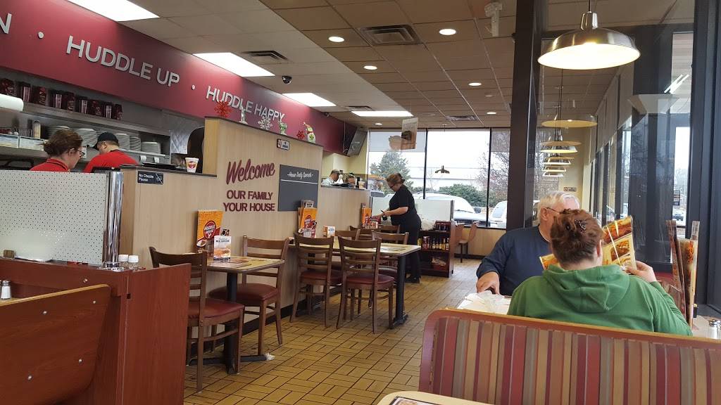 Huddle House | restaurant | 808 E Liberty St, York, SC 29745, USA | 8036847658 OR +1 803-684-7658