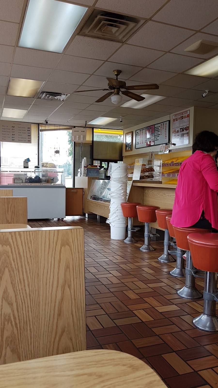 Yum Yum Donuts | bakery | 8284 Telegraph Rd, Taylor, MI 48180, USA | 7343740440 OR +1 734-374-0440