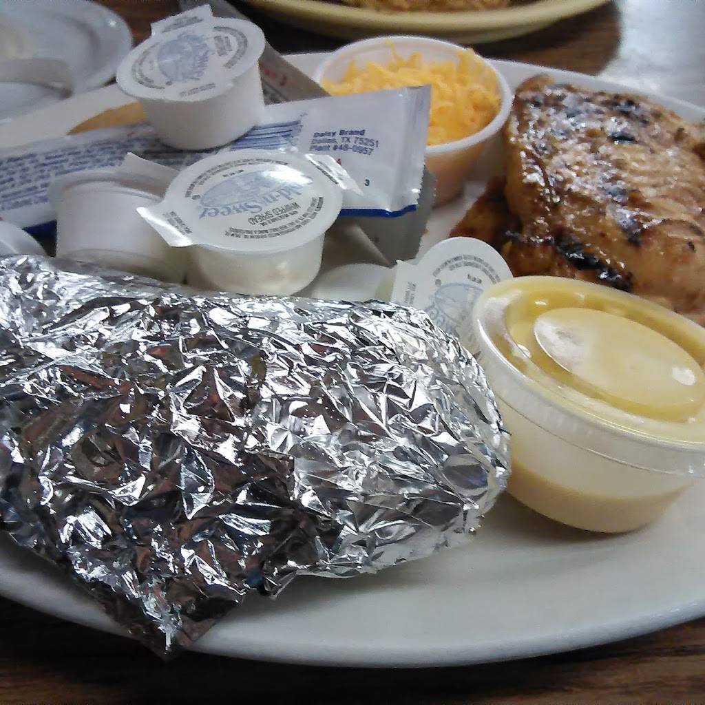 Campbell Station Country Store Restaurant | restaurant | 2800 Dodson Gap Rd, Culleoka, TN 38451, USA | 9319870059 OR +1 931-987-0059