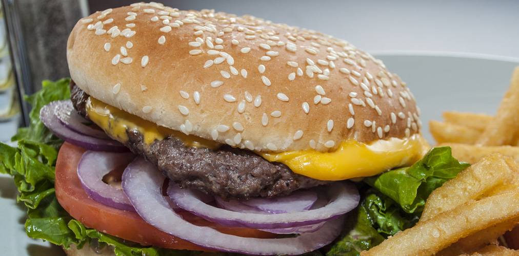 Lincoln Square Pancake House - Irvington | restaurant | 5648 E Washington St, Indianapolis, IN 46219, USA | 3173774205 OR +1 317-377-4205