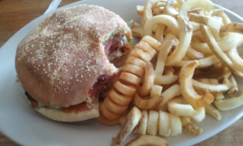 Wild Mikes | restaurant | 4498 Harrison Ave, Cincinnati, OH 45211, USA | 5135981616 OR +1 513-598-1616