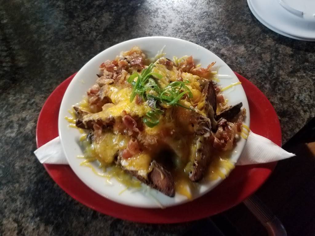 Cheers Park Avenue | restaurant | 1138 Park Ave, Orange Park, FL 32073, USA | 9042694855 OR +1 904-269-4855