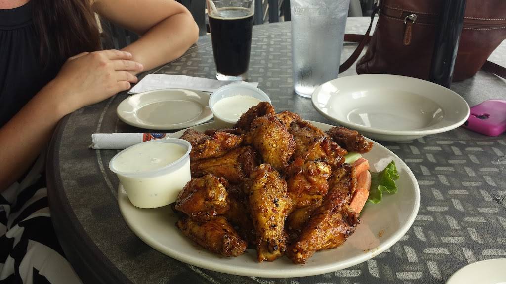 Ale Emporium | restaurant | 8617 Allisonville Rd, Indianapolis, IN 46250, USA | 3178421333 OR +1 317-842-1333