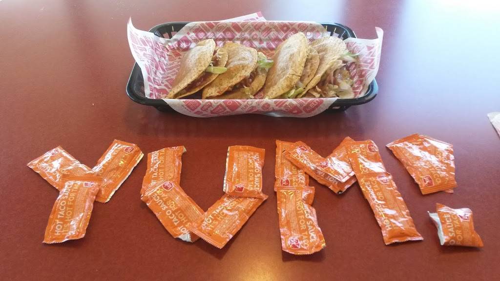 Jack in the Box | restaurant | 14910 FM1825, Pflugerville, TX 78660, USA | 5122512576 OR +1 512-251-2576