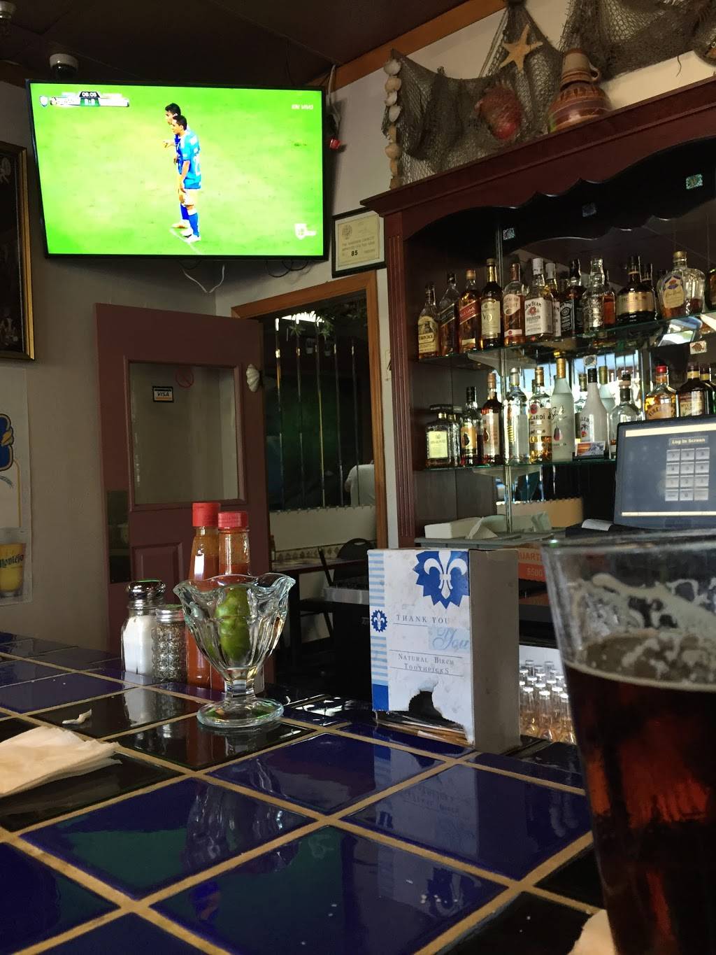 Seven Mares Restaurante | restaurant | 841 Powell Blvd, Gresham, OR 97030, USA | 5036675602 OR +1 503-667-5602