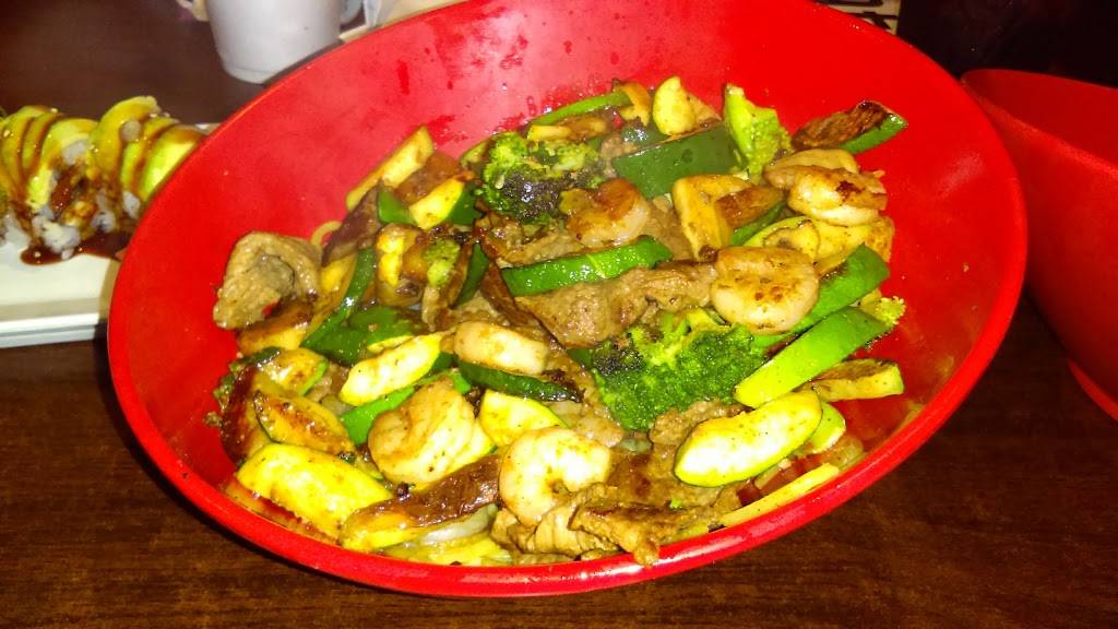 Yummy Yummy Mongolian Grill & Sushi | restaurant | 12709 I-45, Willis, TX 77318, USA | 9368908899 OR +1 936-890-8899