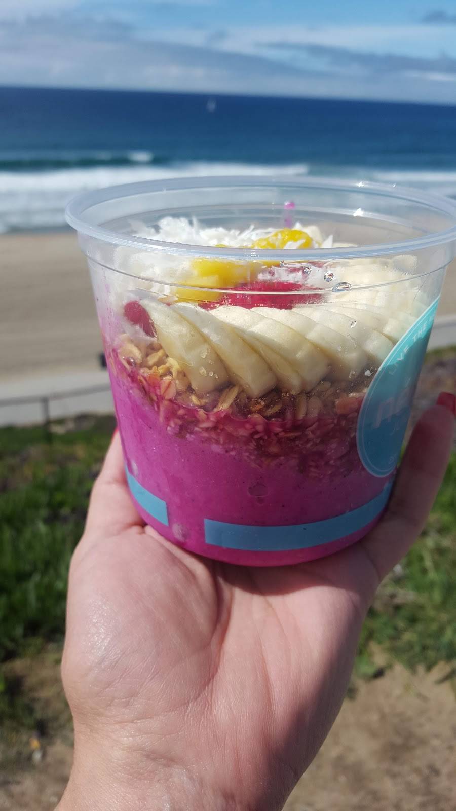 Nekter Juice Bar | cafe | 403 N Pacific Coast Hwy #100, Redondo Beach, CA 90277, USA | 3236215338 OR +1 323-621-5338