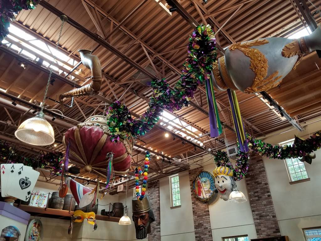 Sassagoula Floatworks and Food Factory | meal takeaway | 2201 Orleans Dr, Orlando, FL 32830, USA | 4079393463 OR +1 407-939-3463