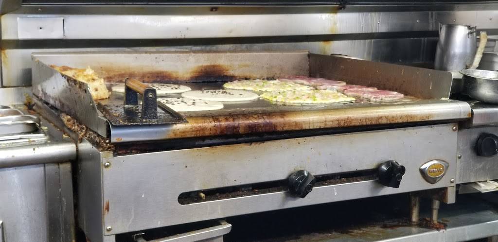 Franks Grill | restaurant | 4702 Telephone Rd, Houston, TX 77087, USA | 7136493296 OR +1 713-649-3296