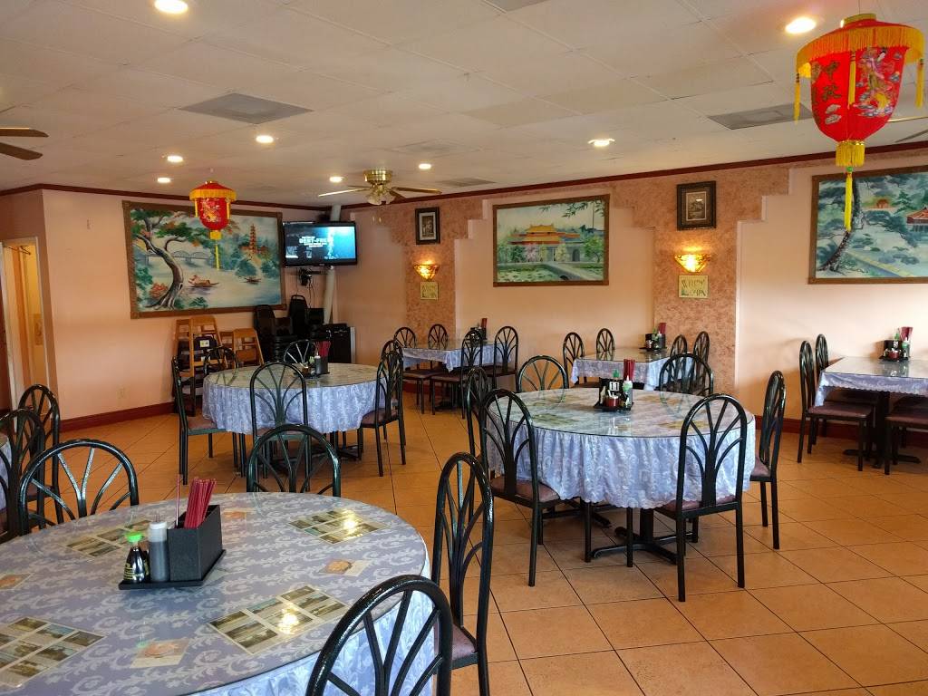 Song Huong | restaurant | 4034 W Waters Ave, Tampa, FL 33614, USA | 8138809676 OR +1 813-880-9676