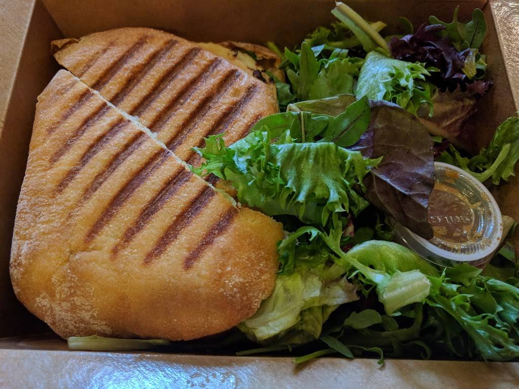 Woodys Cafe | cafe | 1841 Park Blvd, Oakland, CA 94606, USA | 5108930281 OR +1 510-893-0281