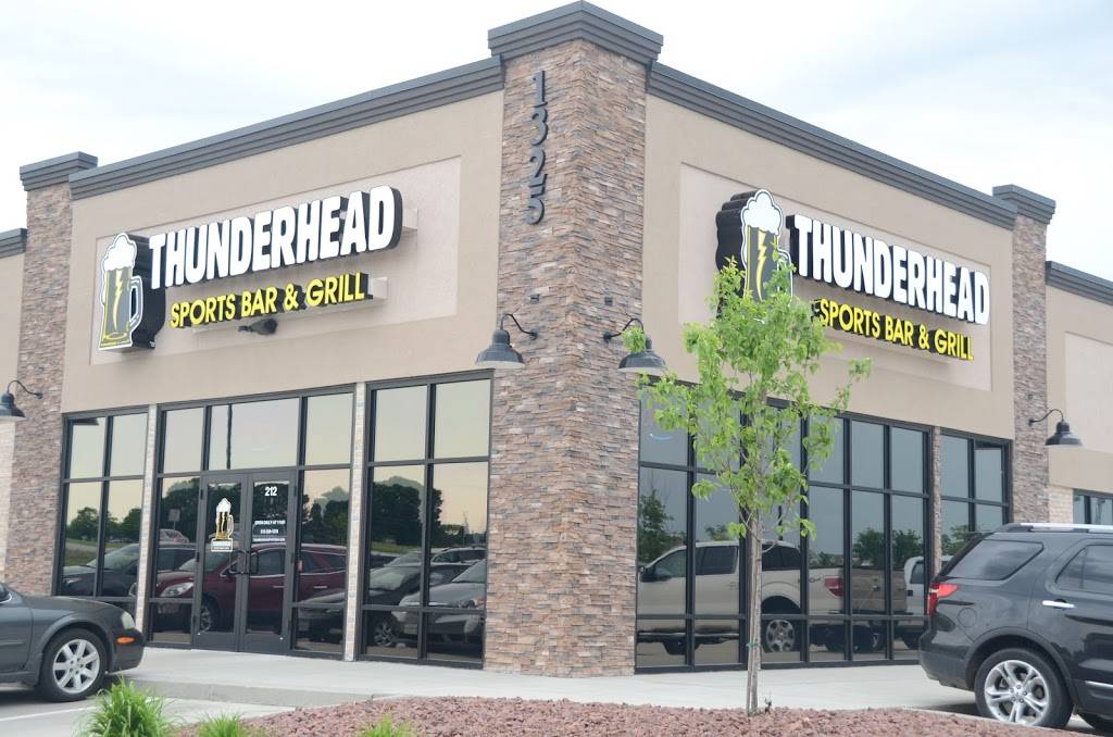 Thunderhead Sports Bar & Grill | restaurant | 1325 SW Oralabor Rd, Ankeny, IA 50023, USA | 5152891578 OR +1 515-289-1578