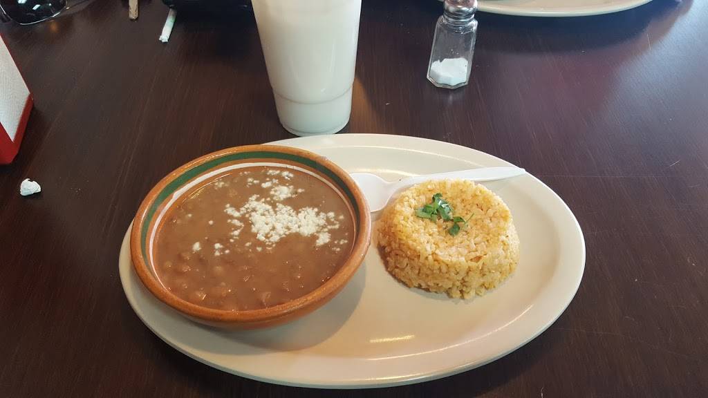 La Chancla Mexican Grill | restaurant | 990 Cherry Ave Unit 102, Long Beach, CA 90813, USA | 5622482741 OR +1 562-248-2741