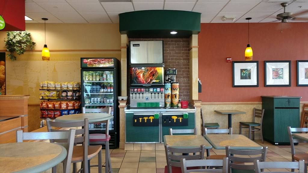 Subway | restaurant | 4270 Minton Rd, Palm Bay, FL 32907, USA | 3217233043 OR +1 321-723-3043