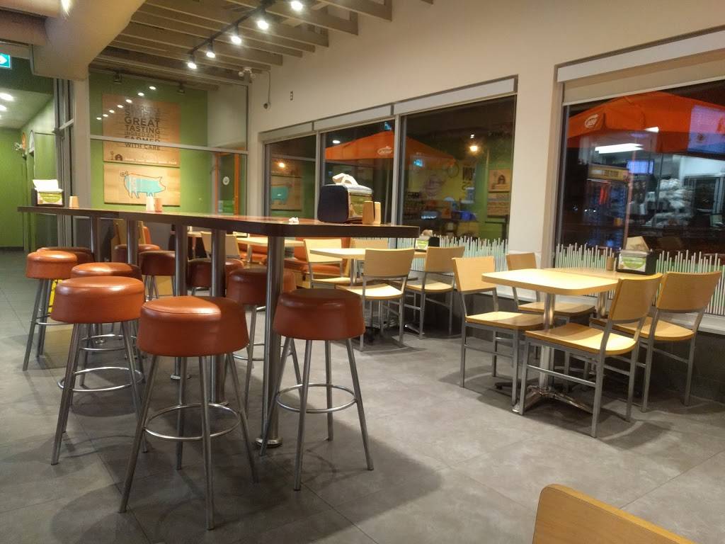 A&W Canada | restaurant | 2870 Gibford Dr, Ottawa, ON K1V 2R4, Canada | 6137383153 OR +1 613-738-3153