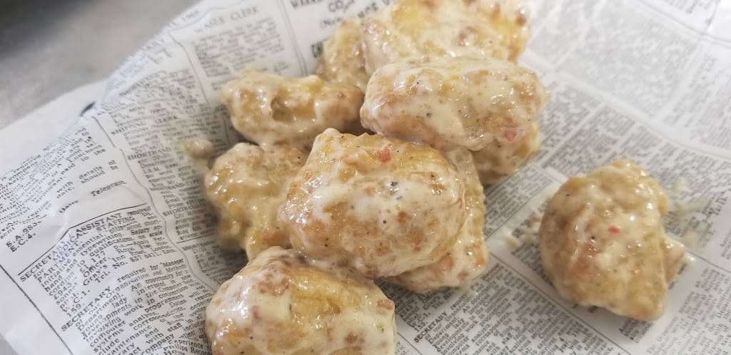 Good Land Wing Co. | restaurant | 2911 N Oakland Ave, Milwaukee, WI 53211, USA | 4143679886 OR +1 414-367-9886