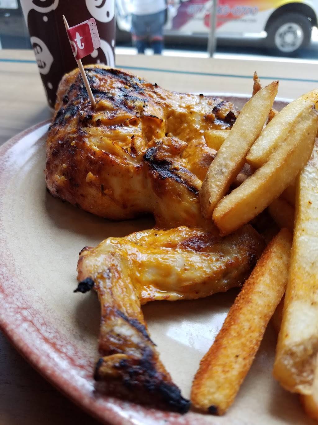 Nandos PERi-PERi | restaurant | 1800 N Lynn St #100, Arlington, VA 22209, USA | 5712007909 OR +1 571-200-7909