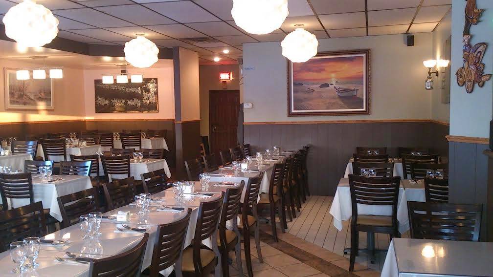 Chez Papa Dasie | restaurant | 879 Rue Chartrand, Terrebonne, QC J6W 2M3, Canada | 4504716900 OR +1 450-471-6900