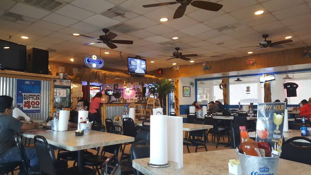 Mariscos 2000 | restaurant | 2053 W Northwest Hwy #82, Dallas, TX 75220, USA | 9724320954 OR +1 972-432-0954