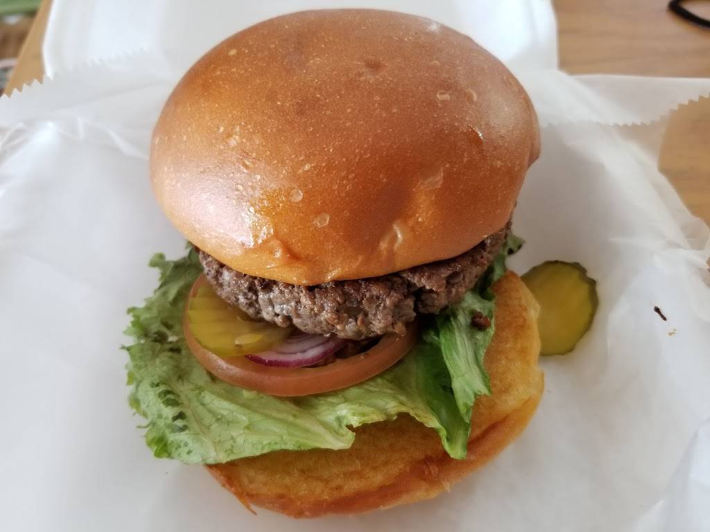 Alfreds Burger House | restaurant | 723 Telephone Rd, Houston, TX 77023, USA | 8325827324 OR +1 832-582-7324