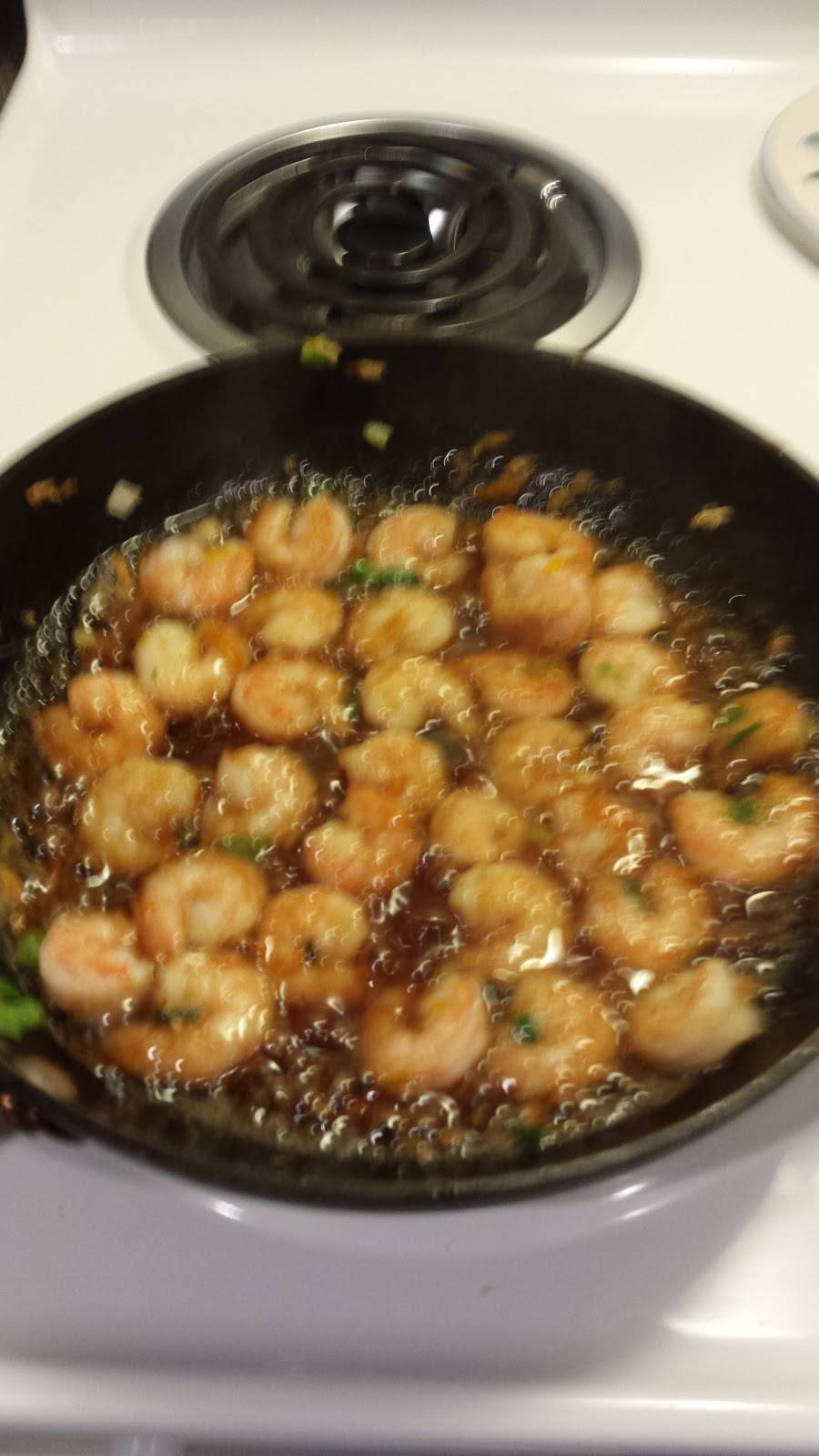 Simons Cafe & Lounge | cafe | 6135 Lakeside Dr # 113, Reno, NV 89511, USA | 7758298777 OR +1 775-829-8777