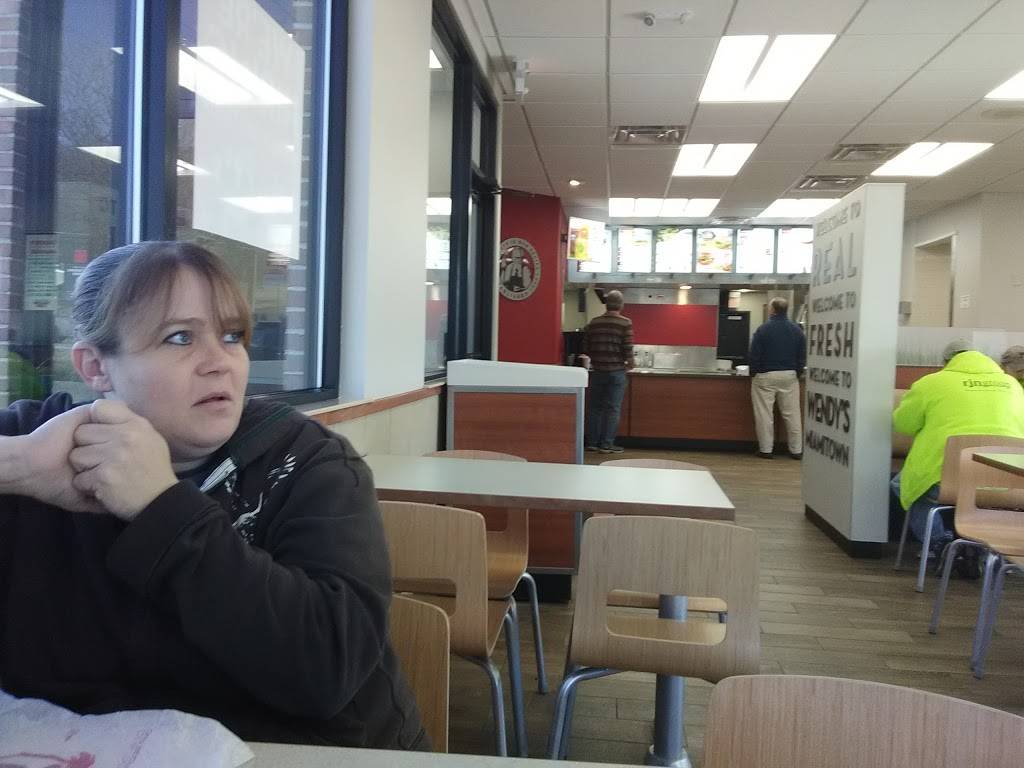 Wendys | restaurant | 6330 OH-128, Miamitown, OH 45041, USA | 5133539355 OR +1 513-353-9355