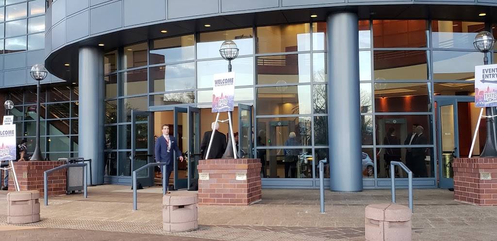 TRACE Atlanta | restaurant | W Atlanta Hotel, 188 14th St NE, Atlanta, GA 30361, USA | 4047242550 OR +1 404-724-2550