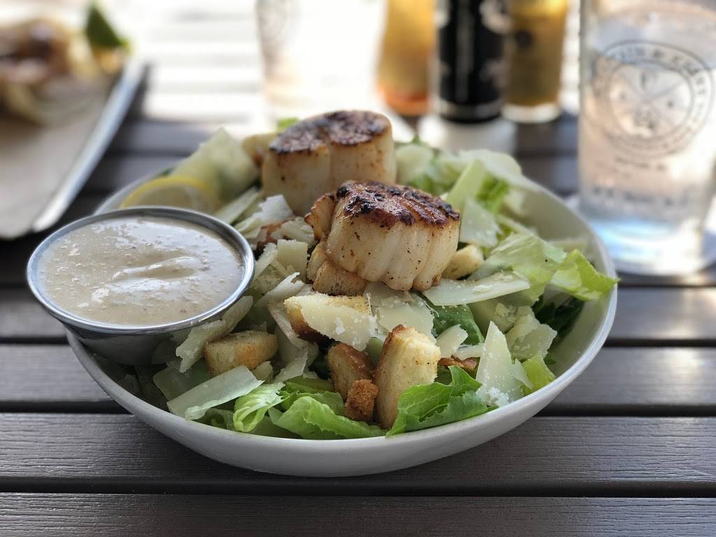 Captain & Krewe Seafood Market & Raw Bar | restaurant | 629 8th St S, Naples, FL 34102, USA | 2392631976 OR +1 239-263-1976