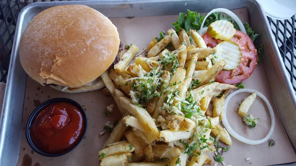 Armadillo Willys Barbecue | restaurant | 161 E El Camino Real, Sunnyvale, CA 94087, USA | 4082455300 OR +1 408-245-5300