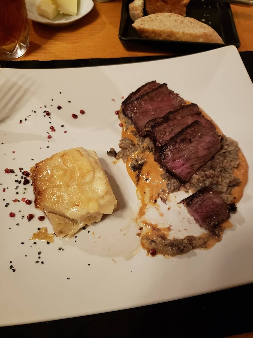 Tallgrass Restaurant | restaurant | 1006 S State St, Lockport, IL 60441, USA | 8158385566 OR +1 815-838-5566