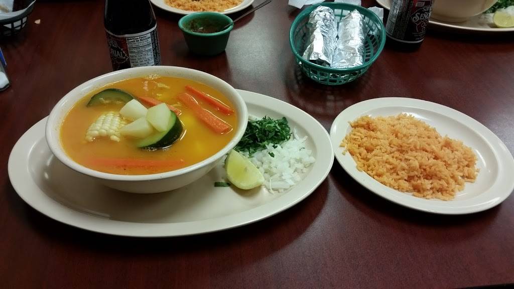 Taco Fresh Mexican Grill | restaurant | 709 Ventura St, Fillmore, CA 93015, USA | 8055244021 OR +1 805-524-4021