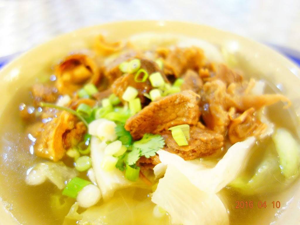 Snack Planet Corporation | restaurant | 2002 S Wentworth Ave, Chicago, IL 60616, USA | 3128429390 OR +1 312-842-9390