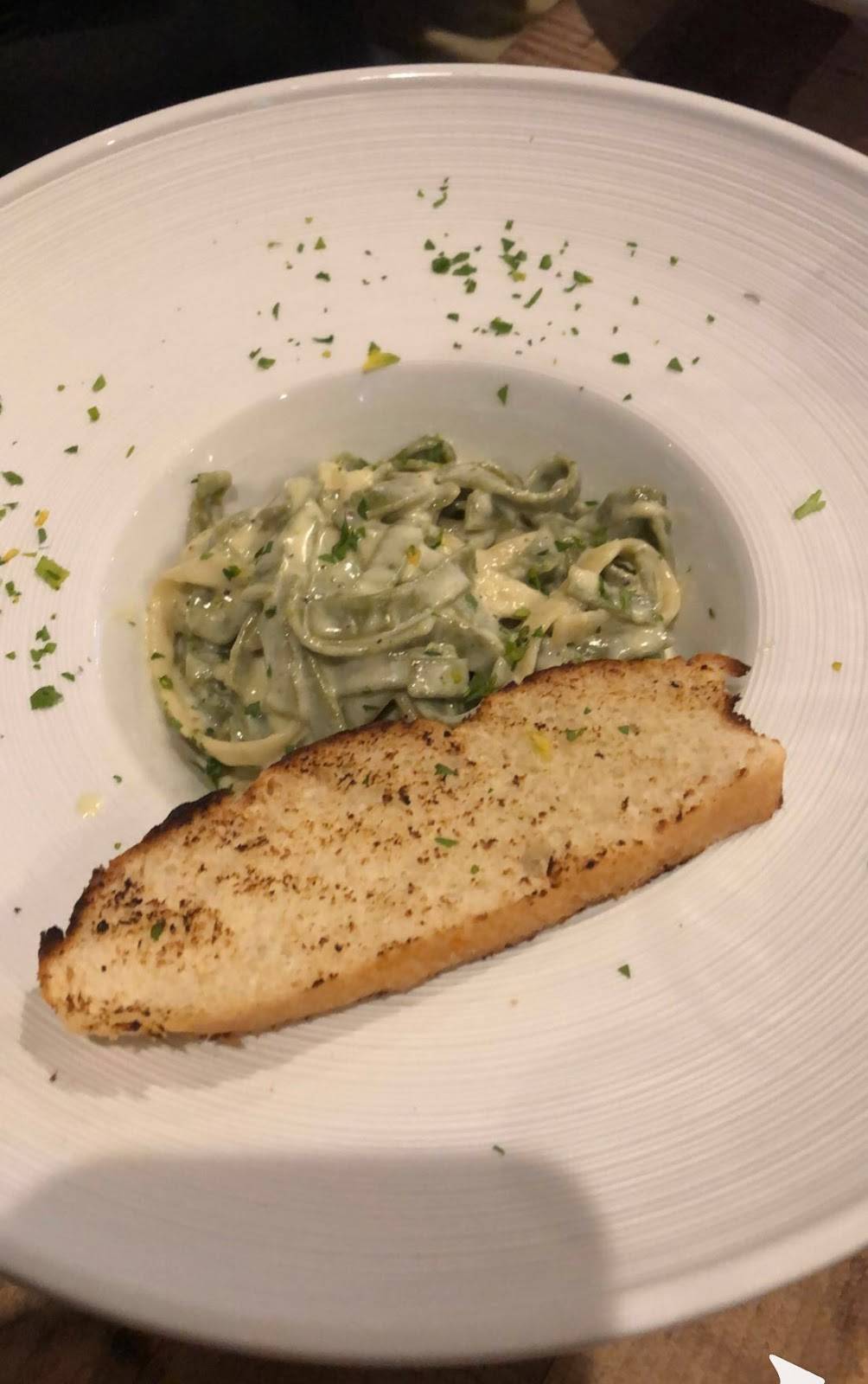 West end bistro | restaurant | 5513 Pershing Ave, St. Louis, MO 63112, USA | 3143548436 OR +1 314-354-8436