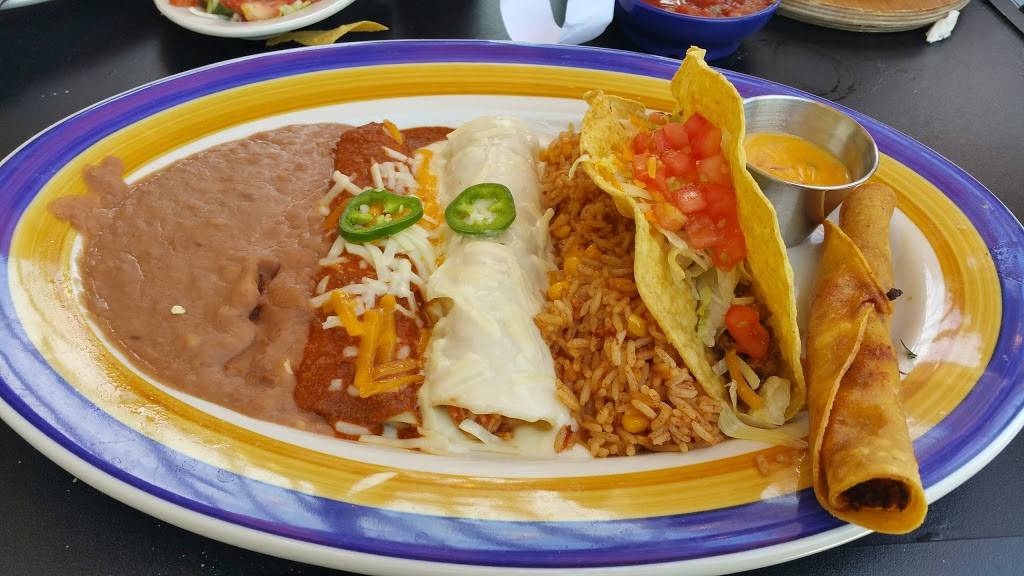 On The Border Mexican Grill & Cantina | meal takeaway | 45 Middle Ave, Holtsville, NY 11742, USA | 6313172657 OR +1 631-317-2657