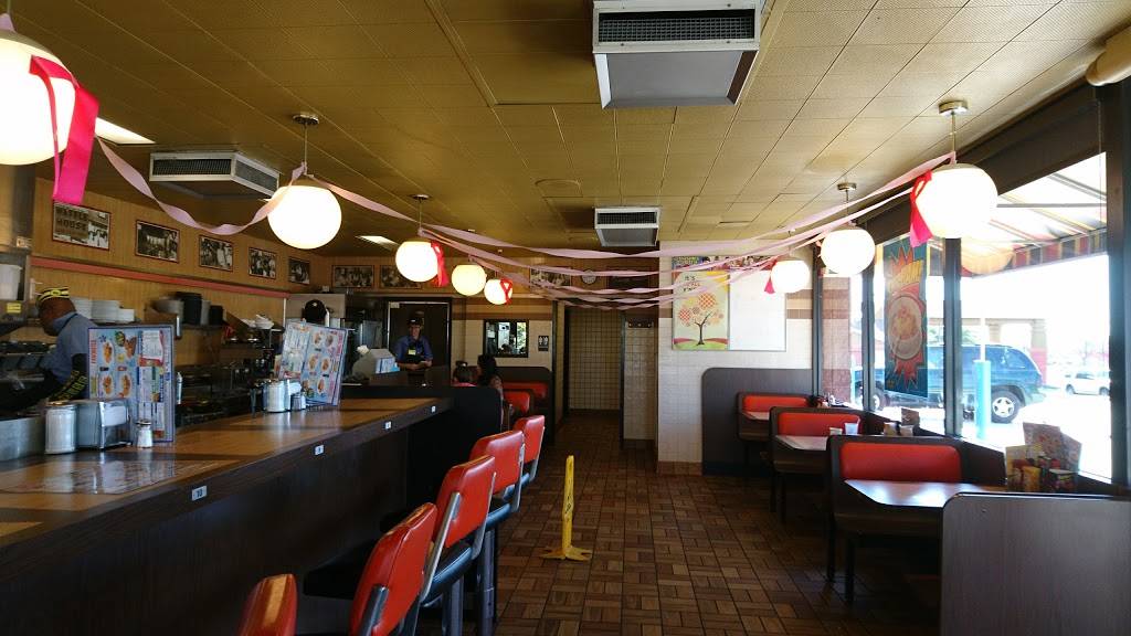 Waffle House | meal takeaway | 5600 Executive Blvd, Huber Heights, OH 45424, USA | 9372336440 OR +1 937-233-6440