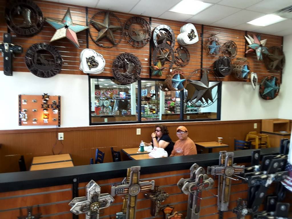 Subway | restaurant | 9977, I-35, Moore, TX 78057, USA | 8306632940 OR +1 830-663-2940