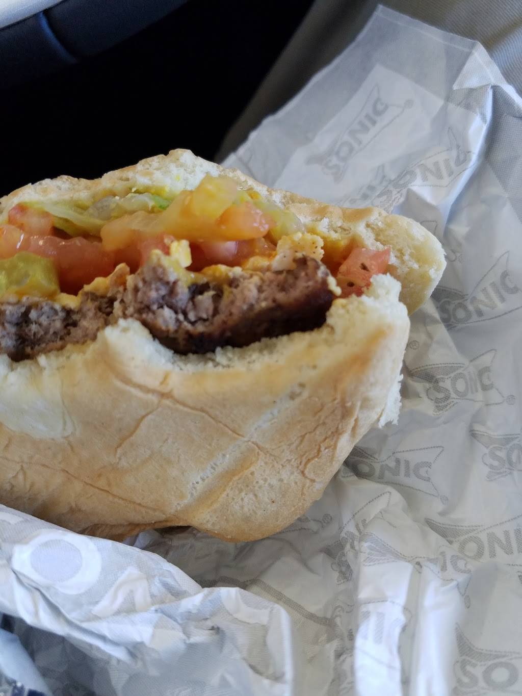 Sonic Drive-In | restaurant | 7065 Eastchase Pkwy, Montgomery, AL 36117, USA | 3342715837 OR +1 334-271-5837