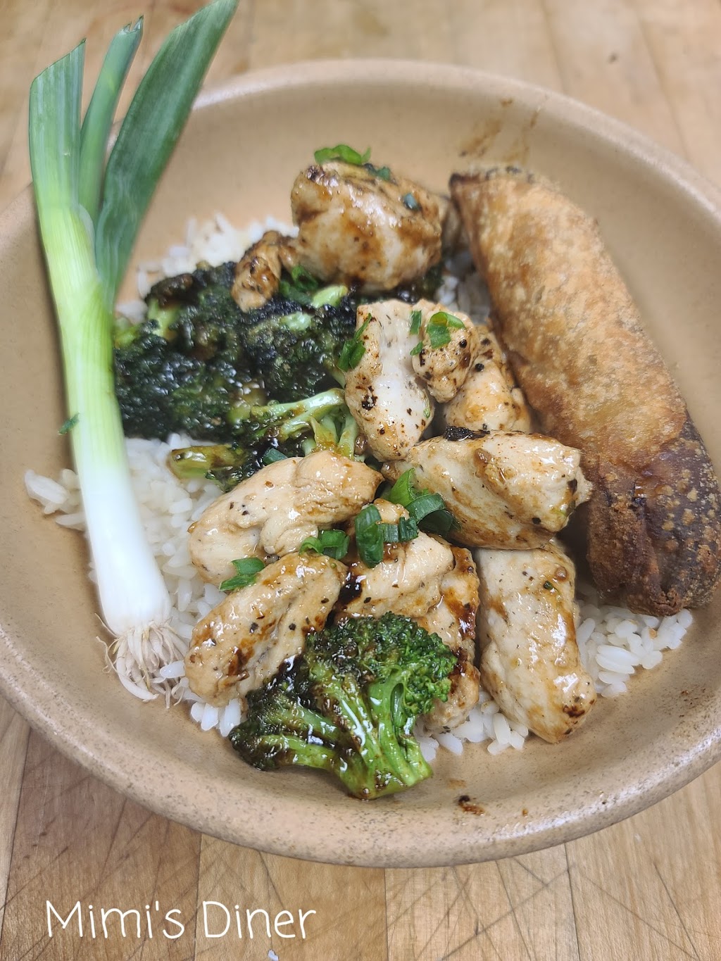 Mimis Diner | restaurant | 239 N Main St, Freeman, SD 57029, USA | 6059254454 OR +1 605-925-4454