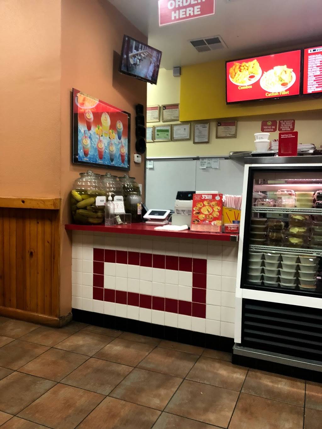 JJ Fish & Chicken | restaurant | 3916 Fruitridge Rd, Sacramento, CA 95820, USA | 9163998800 OR +1 916-399-8800