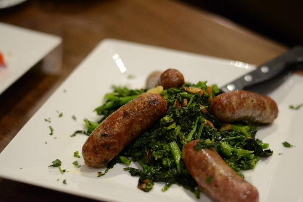 Iavarone Cafe | restaurant | 1534 Union Tpke, North New Hyde Park, NY 11040, USA | 5164884500 OR +1 516-488-4500