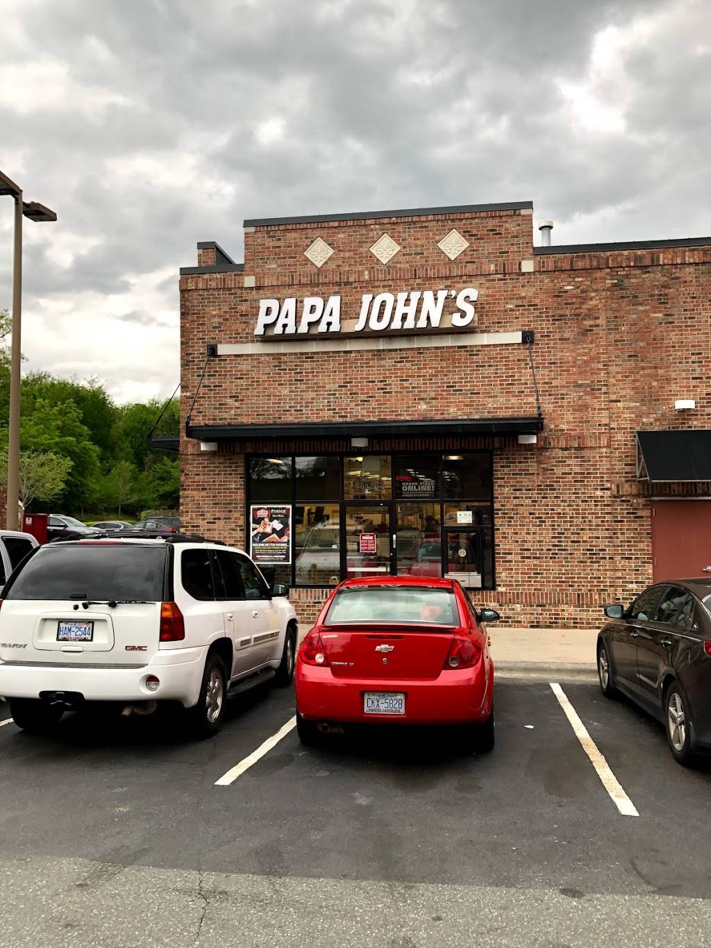 Papa Johns Pizza | restaurant | 5318 New Hope Commons Ext #200b, Durham, NC 27707, USA | 9194029900 OR +1 919-402-9900